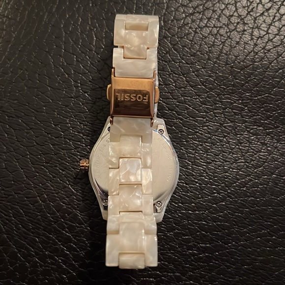Fossil pearl watch - Picture 3 of 4